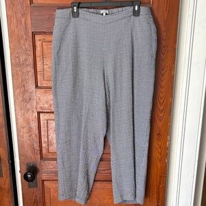 Habitat Crop Pants Size M Black/White Checked w/Pockets Textured